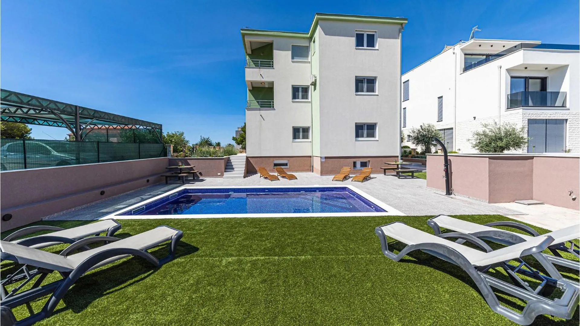 Amazing Apartment In Saldun With Wifi 0*, Trogir